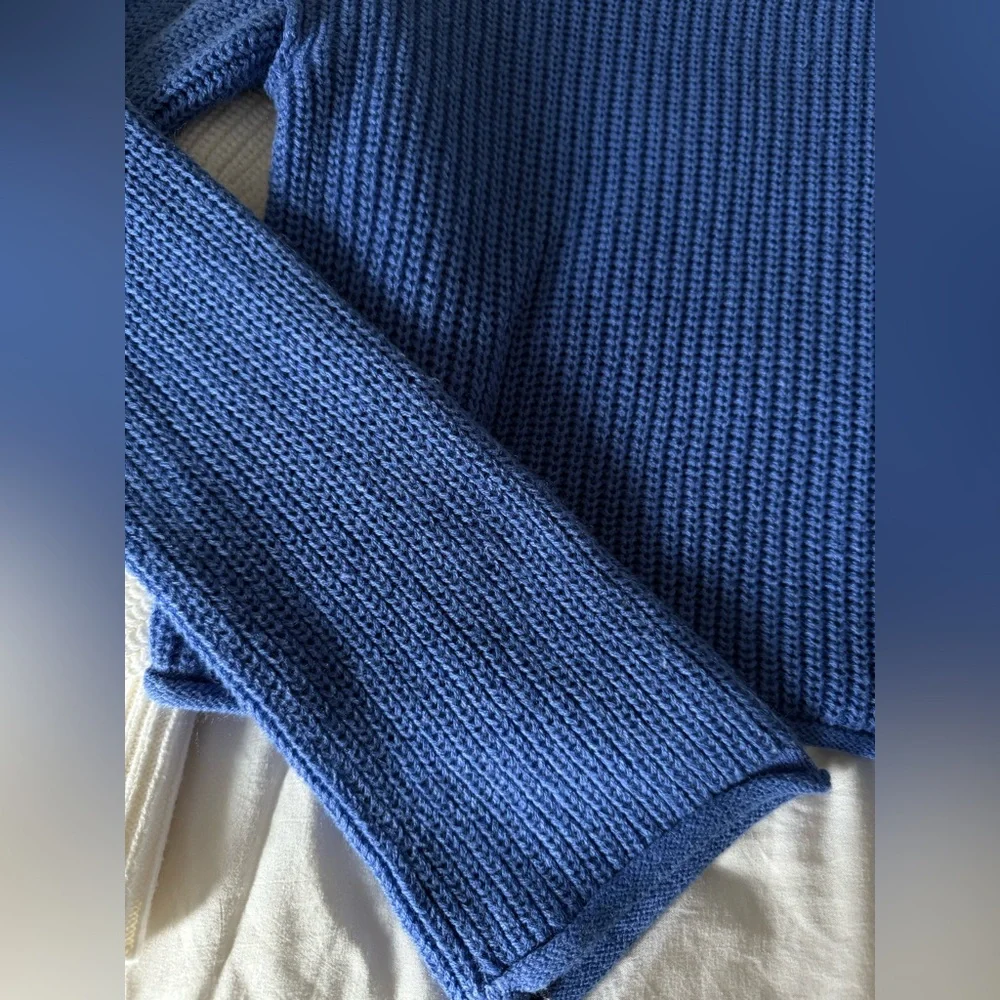 Target sweaters - Picture 5 of 6